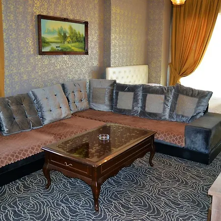 Appart hôtel King Suit 2*