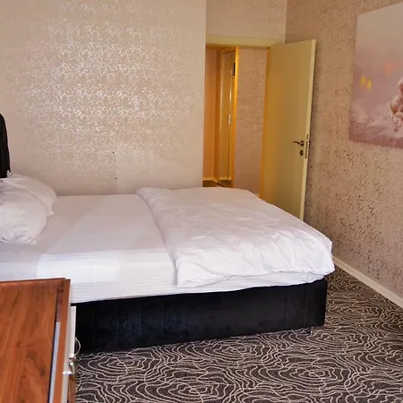 King Suit Appart hôtel 2*