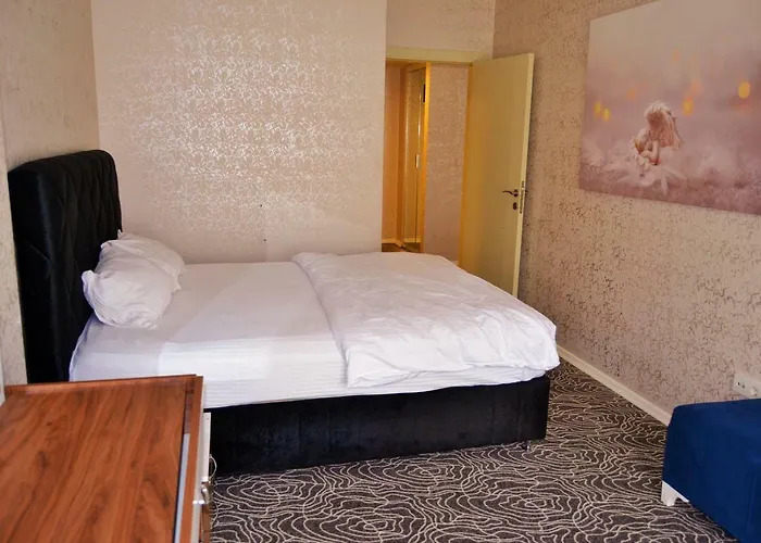 King Suit Aparthotel 2*